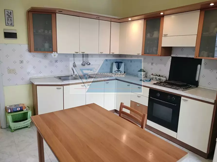 Immagine 6 di Casa trifamiliare in vendita  in Via Carso a Siracusa