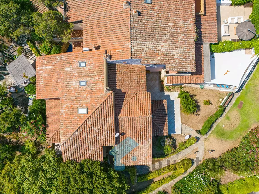 Immagine 41 di Casa trifamiliare in vendita  in Via Porto Rotondo, 16. a Olbia