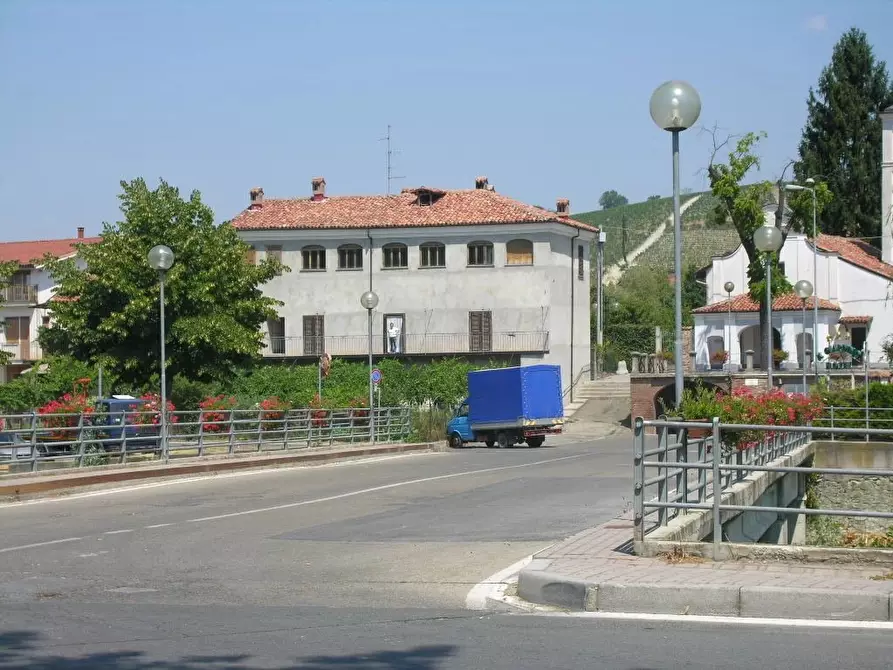 Immagine 3 di Terreno edificabile in vendita  a Dogliani