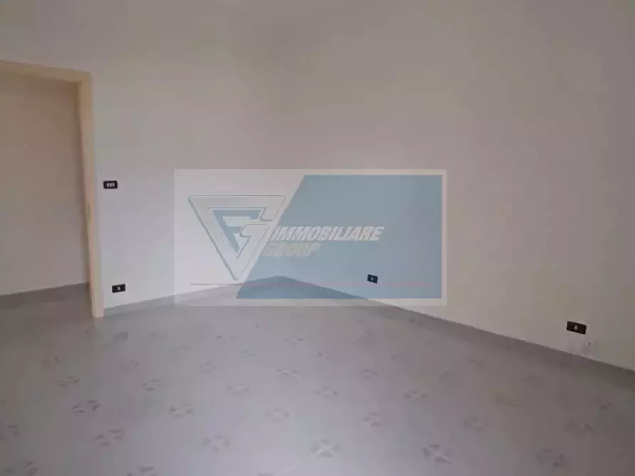 Immagine 17 di Casa trifamiliare in vendita  a Floridia