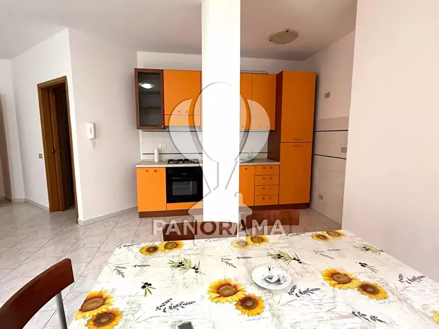 Immagine 9 di Casa trifamiliare in vendita  in Via IV Novembre a Balestrate