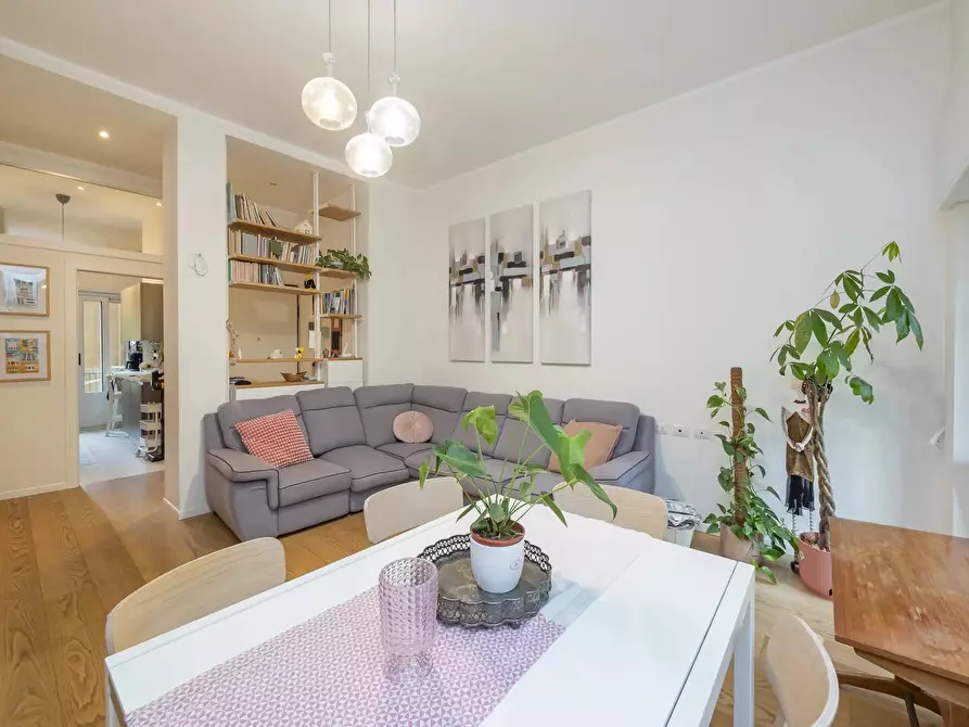 Immagine 12 di Casa trifamiliare in vendita  in Via Giovanni Pacini, 23 a Milano