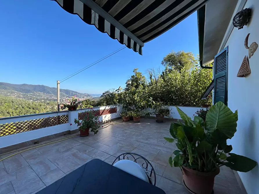 Immagine 2 di Casa trifamiliare in vendita  in Via Sotto la Croce a Rapallo