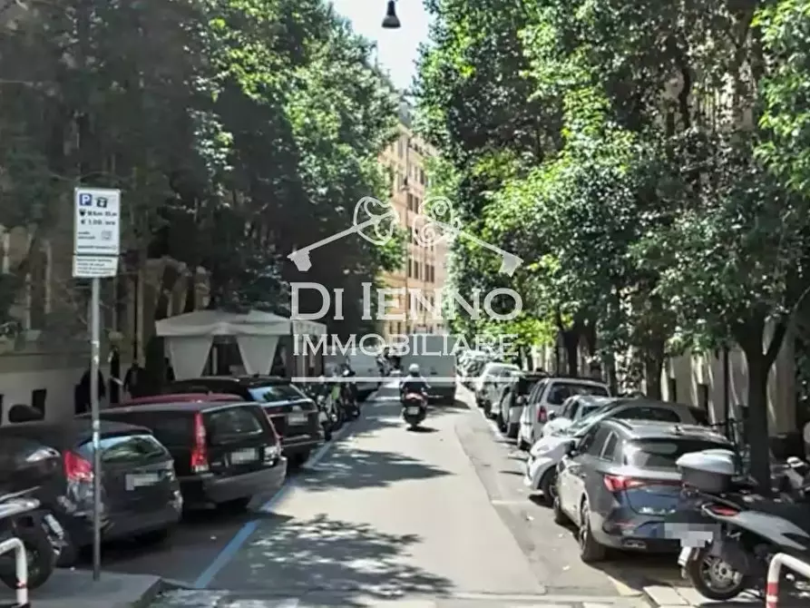 Immagine 4 di Casa trifamiliare in vendita  in Piazza Cavour a Roma