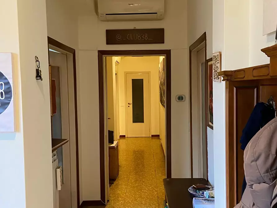 Immagine 35 di Casa trifamiliare in affitto  in Via Eugenio Carpi 38 a Milano