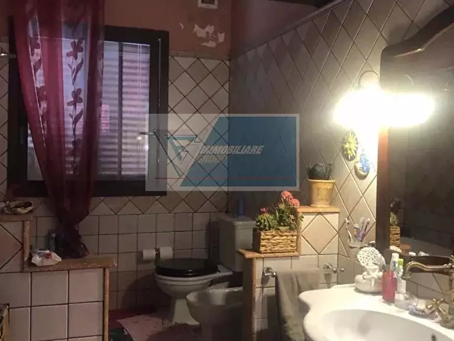 Immagine 14 di Casa trifamiliare in vendita  in Via Maria Carmela Gargallo a Buccheri