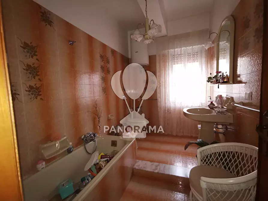 Immagine 23 di Casa trifamiliare in vendita  in Via Benvenuto Cellini, 9 a Partinico