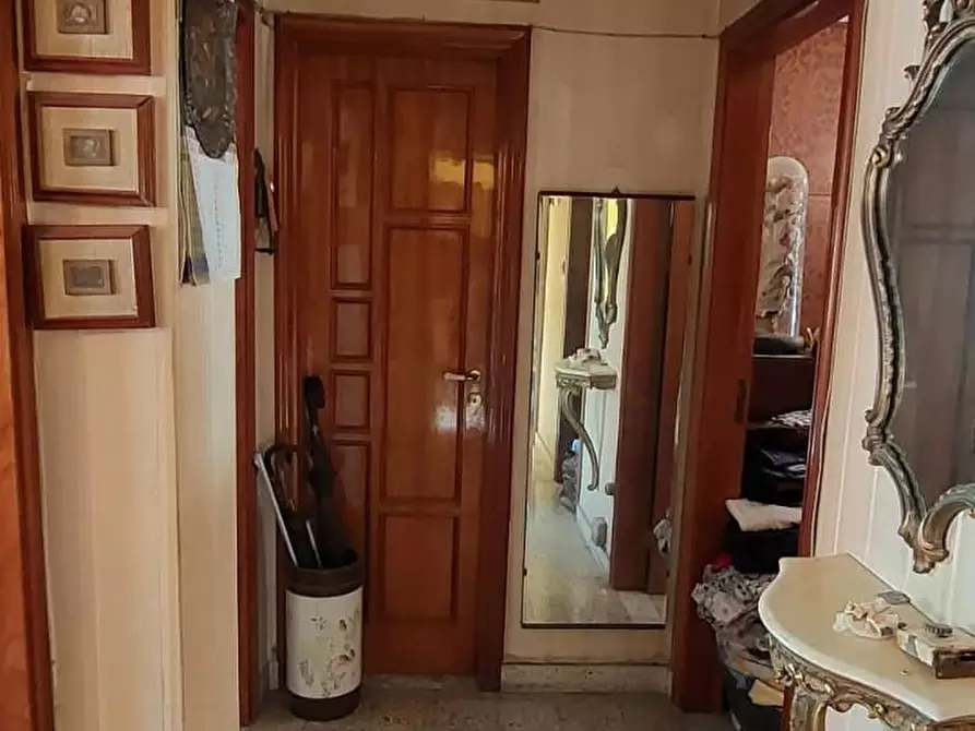 Immagine 27 di Casa trifamiliare in vendita  in Via Gioacchino Chinigò, 2 a Messina