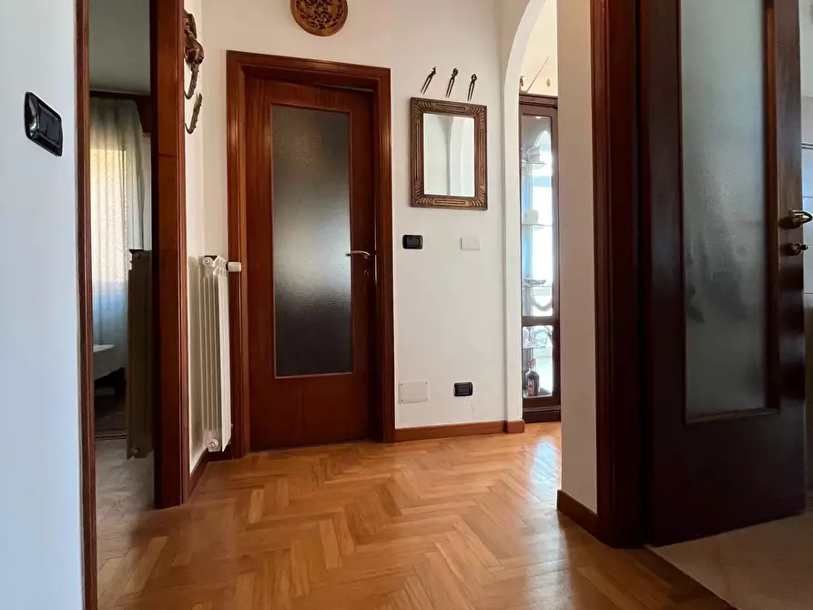 Immagine 10 di Casa trifamiliare in vendita  in Via Como a Lavagna