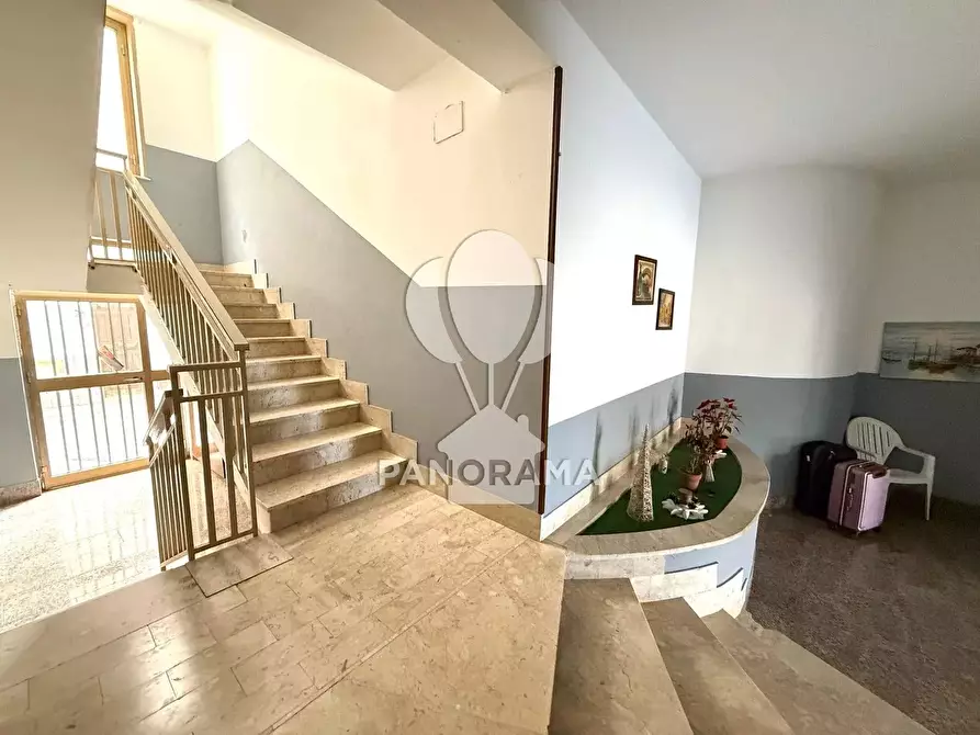 Immagine 15 di Casa trifamiliare in vendita  in Via Portella della Ginestra a Balestrate