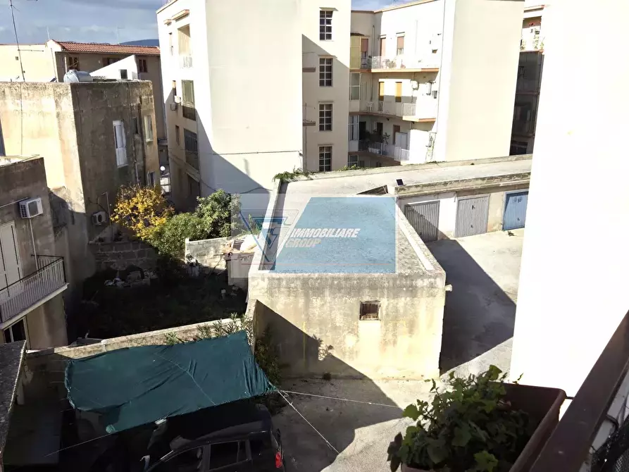 Immagine 6 di Casa trifamiliare in vendita  a Noto