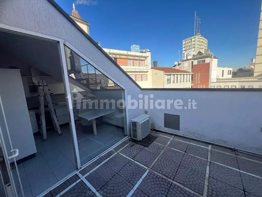 Immagine 5 di Casa trifamiliare in affitto  in Via della Moscova, 10 a Milano