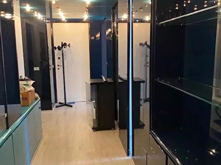Immagine 15 di Casa trifamiliare in affitto  a Milano