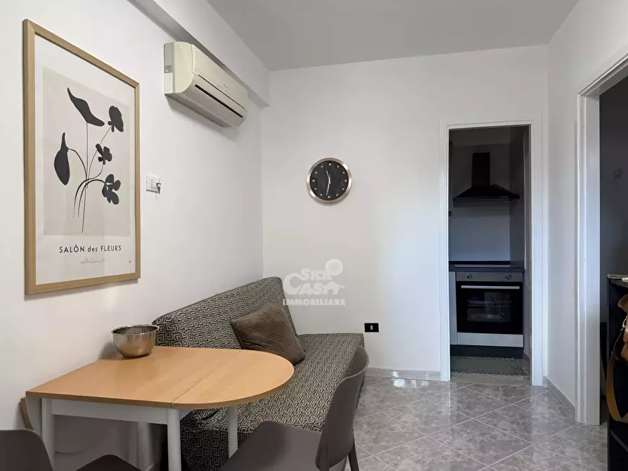 Immagine 1 di Casa trifamiliare in affitto  a Marsala