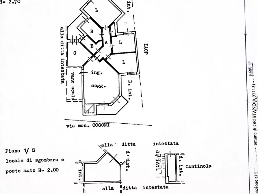 Immagine 14 di Casa trifamiliare in vendita  in Via Monsignor Cogoni, 1 a Oristano