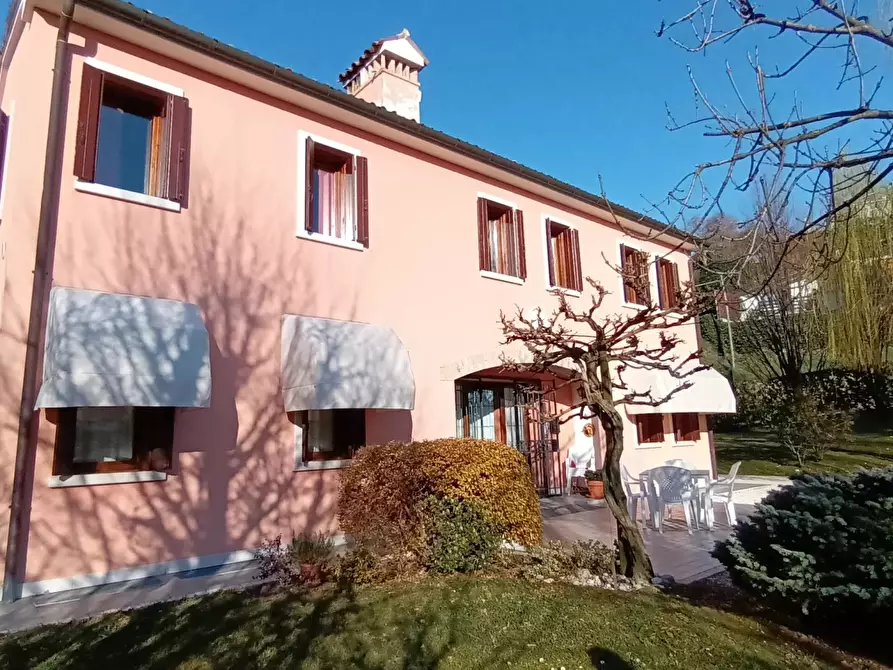 Immagine 39 di Terreno edificabile in vendita  a Refrontolo