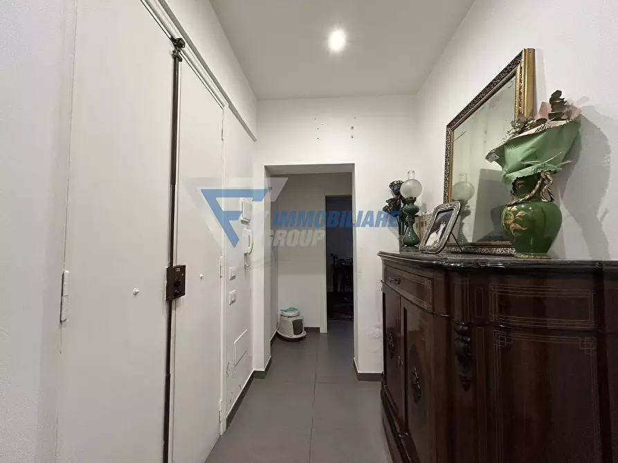 Immagine 4 di Casa trifamiliare in vendita  in VIA CARLENTINI a Siracusa