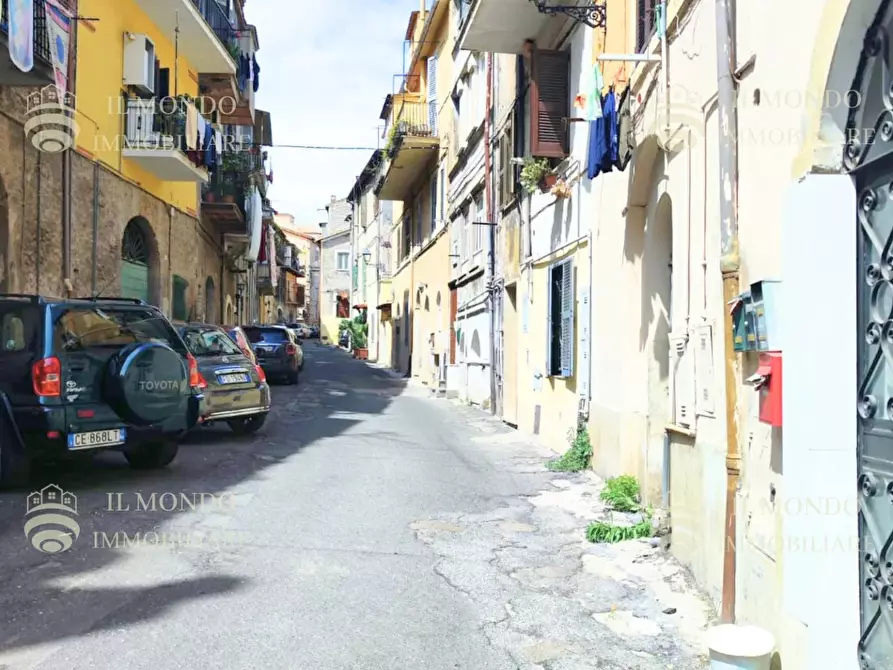 Immagine 3 di Casa trifamiliare in vendita  in Via Isonzo a Palombara Sabina