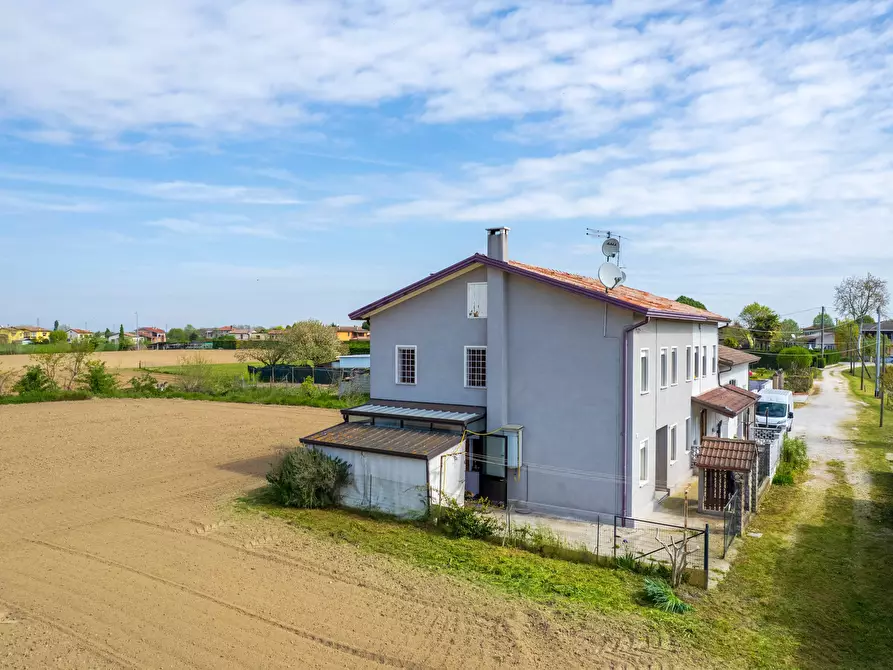 Immagine 42 di Terreno edificabile in vendita  a Campagna Lupia