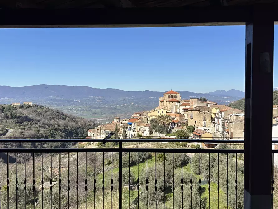 Immagine 10 di Casa trifamiliare in vendita  in Vico II San Venere a Altilia