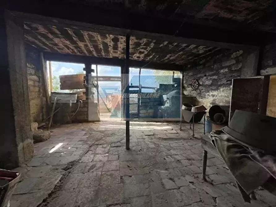 Immagine 37 di Monolocale in vendita  in Via Burgo a Siracusa