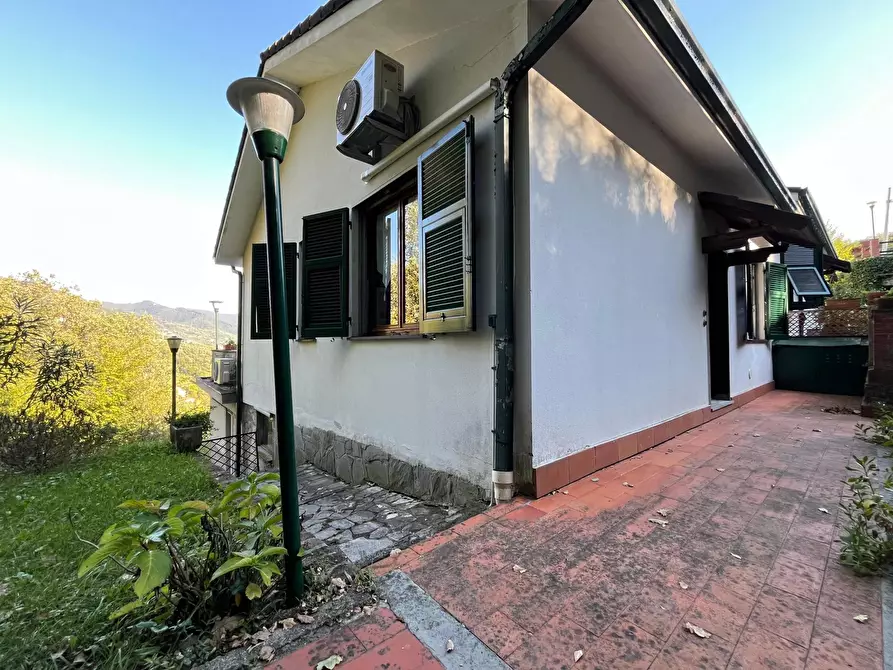 Immagine 4 di Casa trifamiliare in vendita  in Via Sotto la Croce a Rapallo