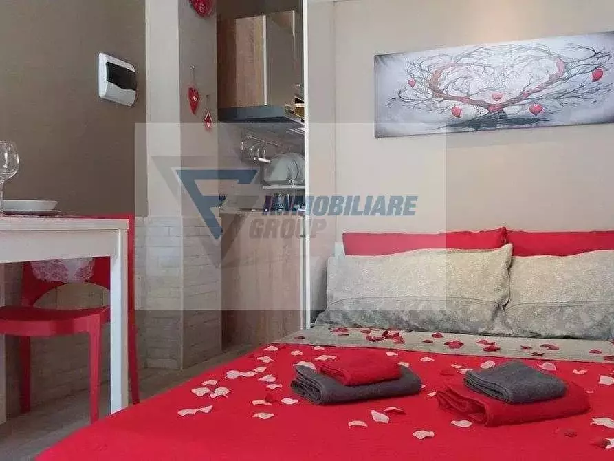 Immagine 1 di Casa trifamiliare in affitto  in Via Elorina a Siracusa