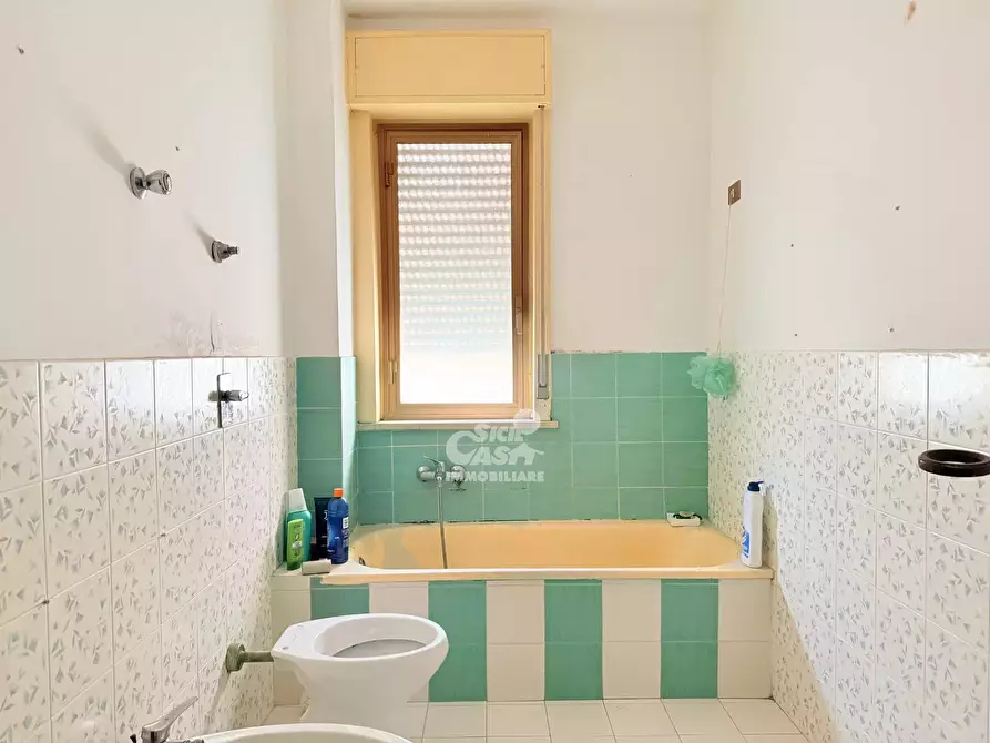 Immagine 3 di Casa trifamiliare in vendita  a Marsala