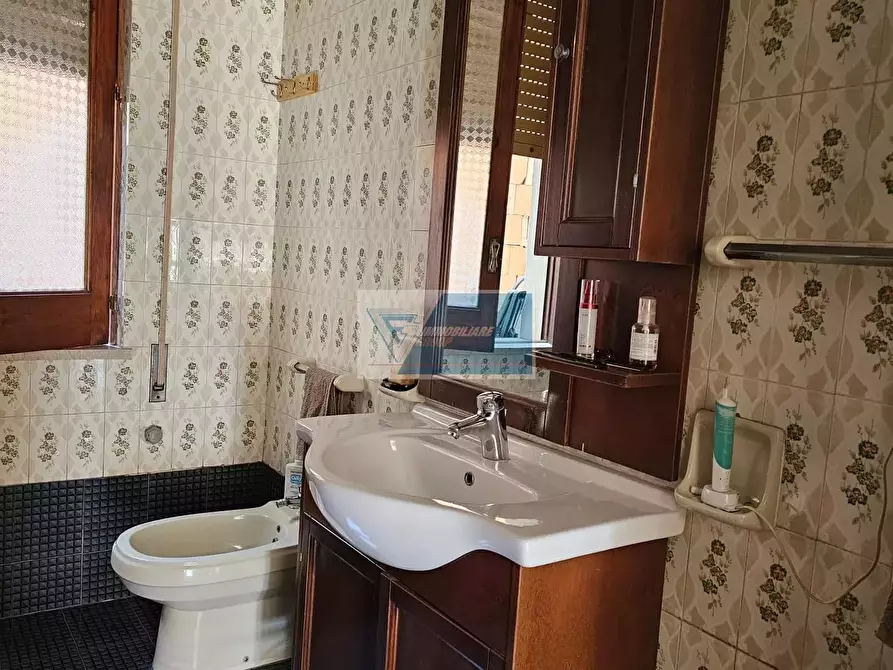 Immagine 9 di Casa trifamiliare in vendita  in VIA PALESTRO,243 a Buccheri