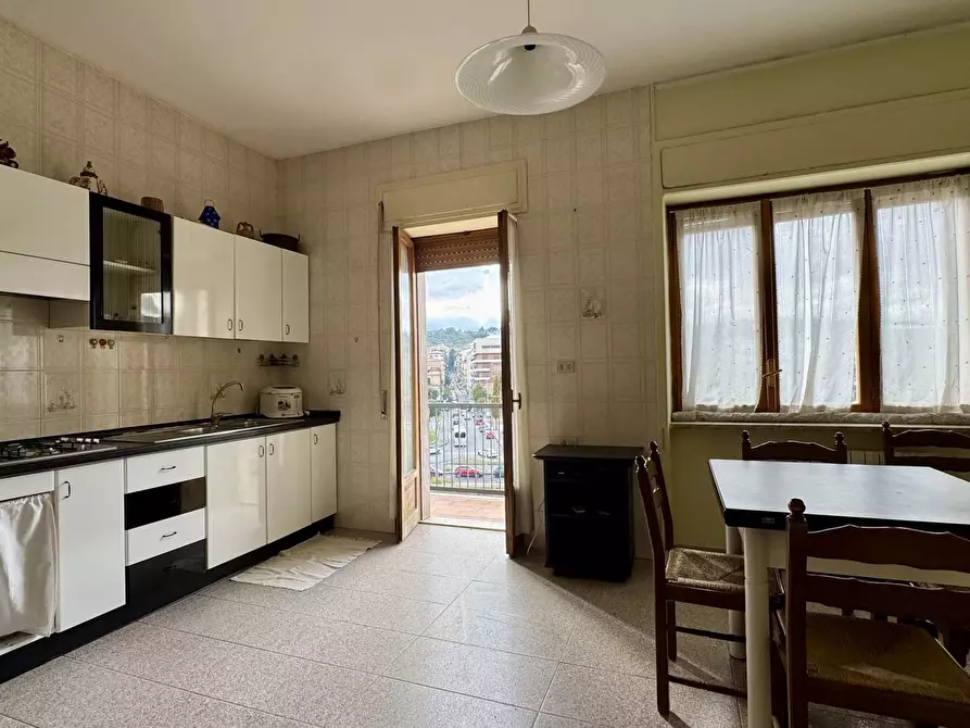 Immagine 7 di Casa trifamiliare in vendita  in Via Reggio Calabria, 13 a Cosenza