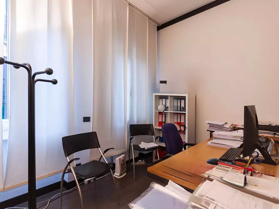 Immagine 23 di Castello in affitto  in Via Spadari a Milano