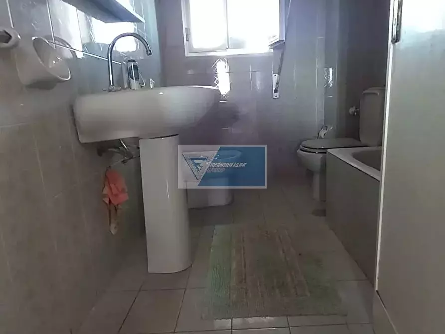 Immagine 12 di Casa trifamiliare in vendita  a Piazza Armerina