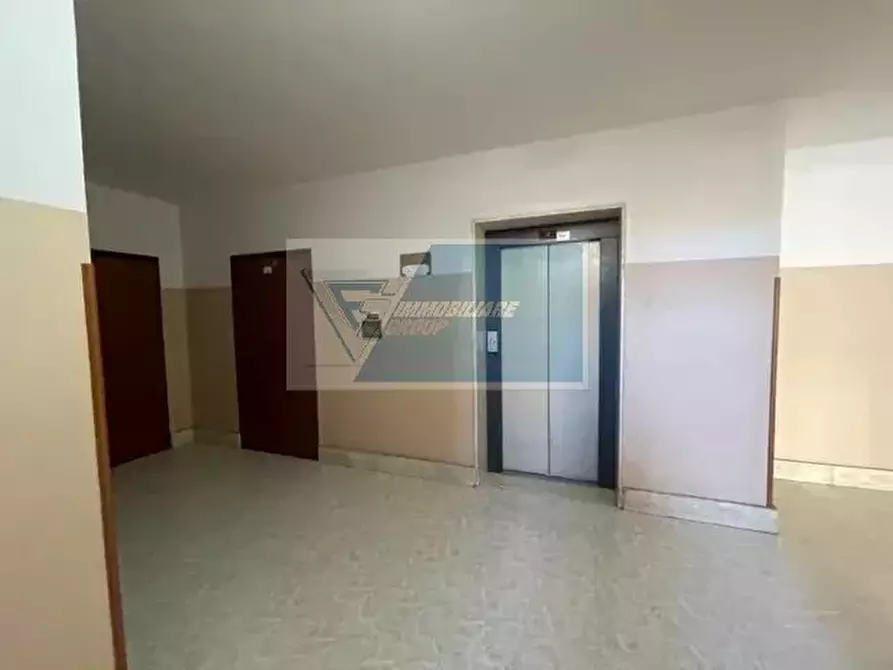 Immagine 11 di Casa trifamiliare in vendita  in Via Luigi Cassia a Siracusa