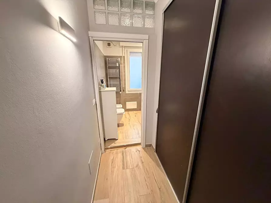 Immagine 5 di Casa trifamiliare in vendita  a Ventimiglia