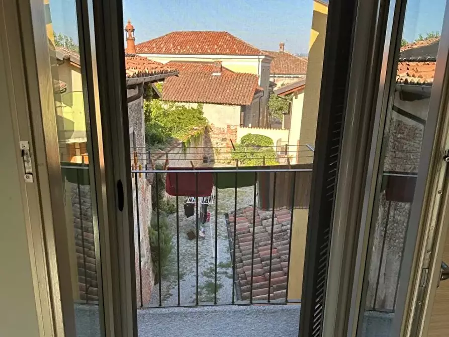 Immagine 11 di Casa trifamiliare in vendita  a Barolo