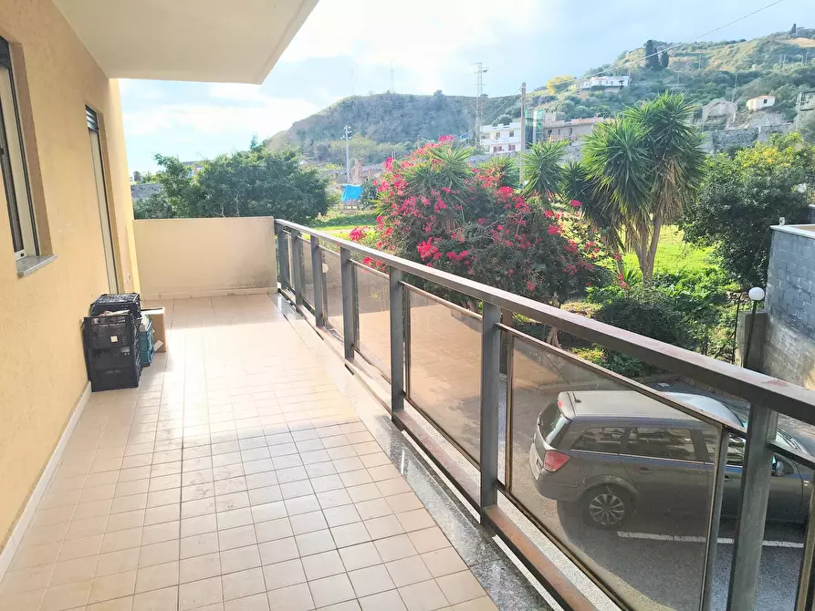 Immagine 17 di Casa trifamiliare in vendita  a Messina