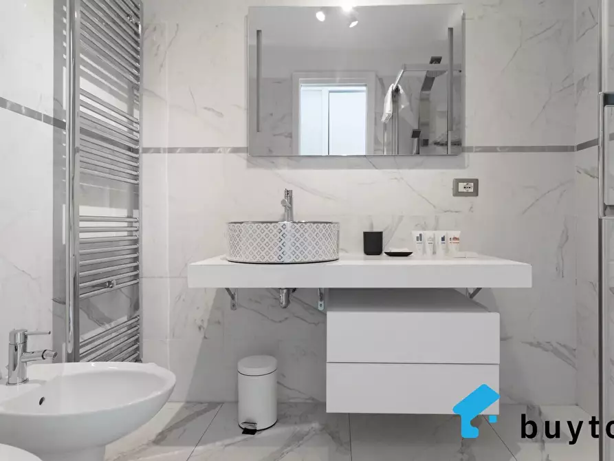 Immagine 10 di Casa trifamiliare in vendita  in Corso di Porta Nuova, 52 a Milano