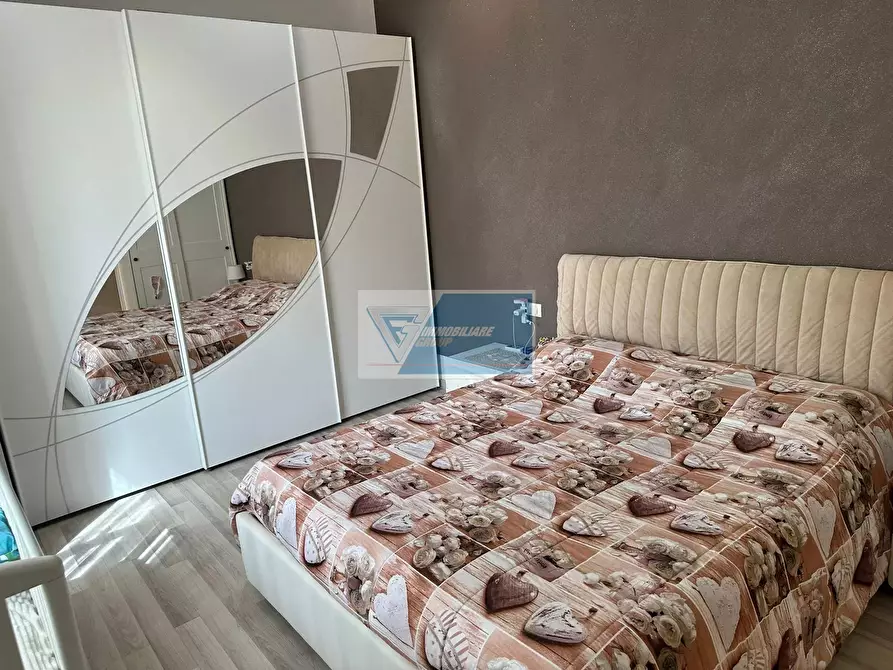 Immagine 20 di Casa trifamiliare in vendita  a Buccheri