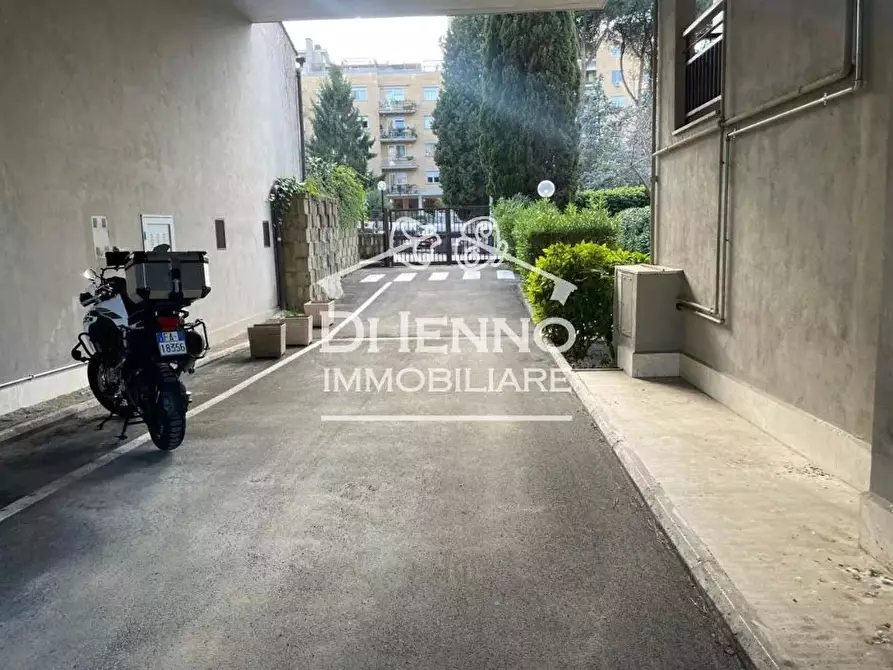 Immagine 14 di Casa trifamiliare in vendita  in Via Valbondione a Roma