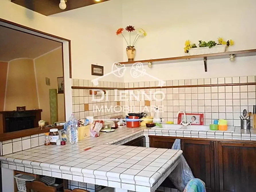 Immagine 10 di Casa trifamiliare in vendita  a Rignano Flaminio