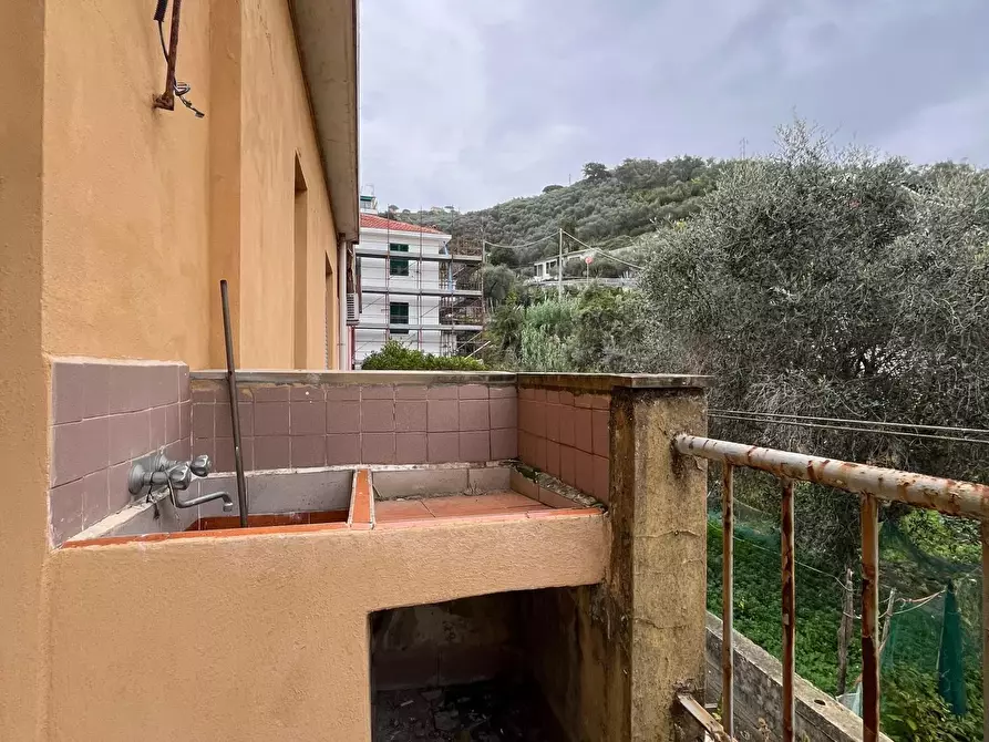 Immagine 13 di Casa trifamiliare in vendita  in Via Frugoni a Lavagna