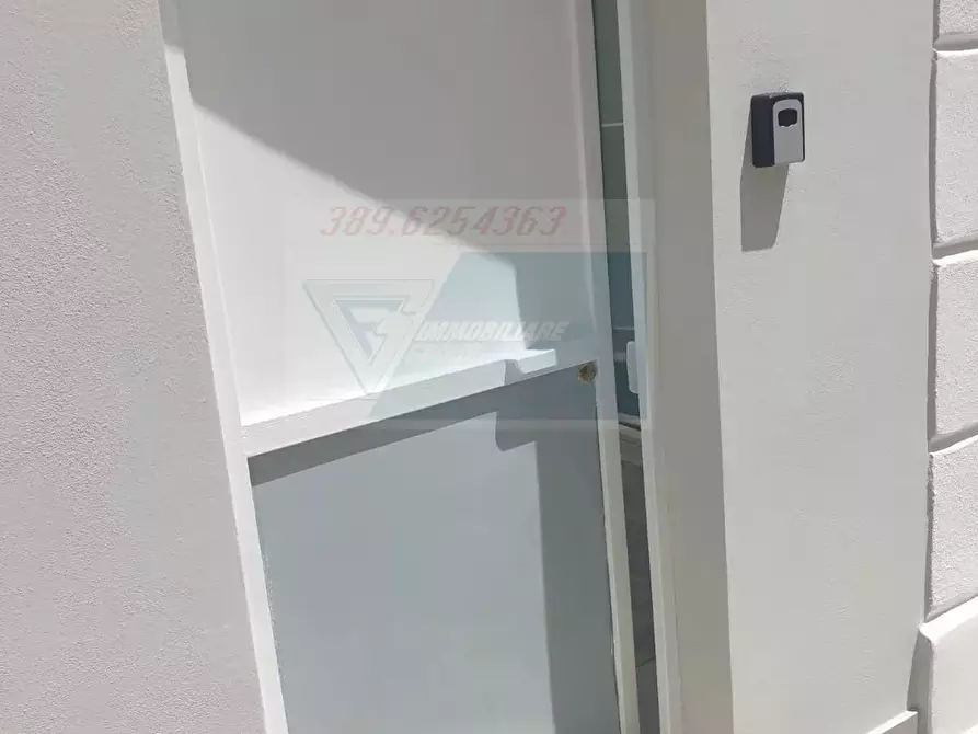 Immagine 26 di Casa trifamiliare in vendita  in Via Formide a Siracusa