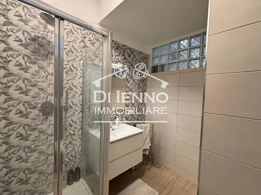 Immagine 26 di Casa trifamiliare in vendita  in Via del Trullo a Roma