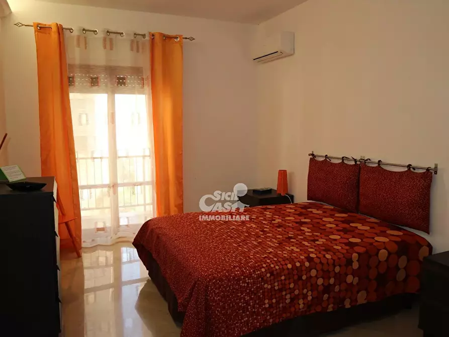 Immagine 25 di Casa trifamiliare in affitto  a Marsala