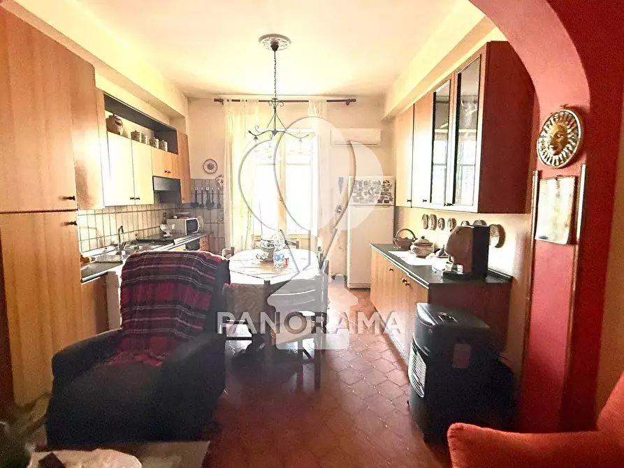 Immagine 5 di Casa trifamiliare in vendita  in Via Luigi Pirandello a Balestrate