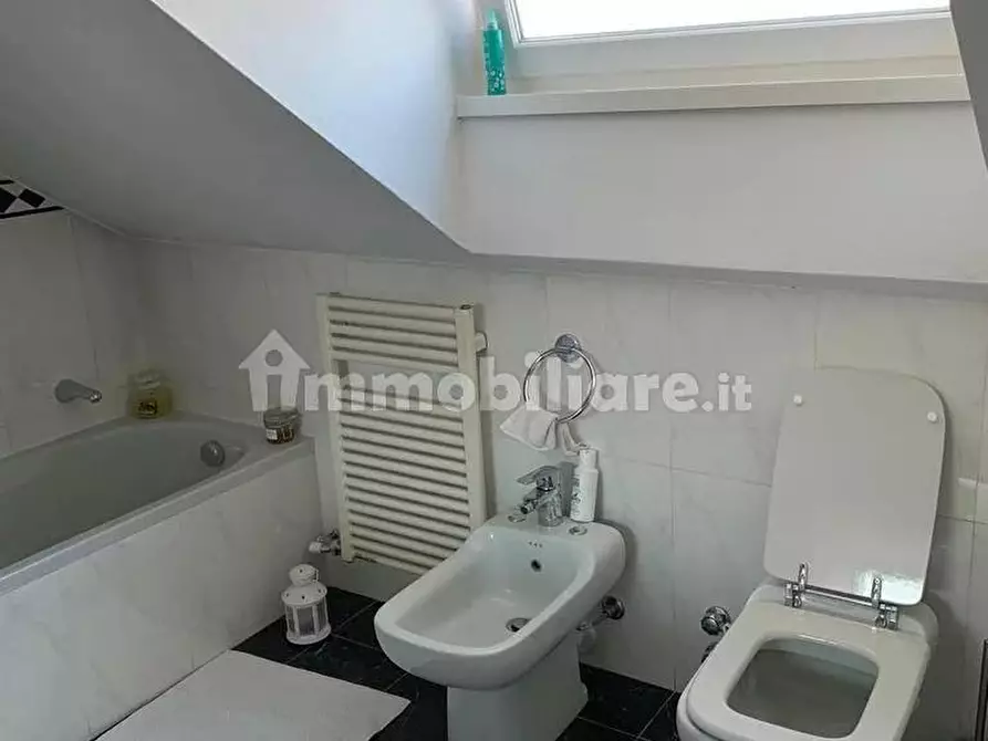 Immagine 32 di Casa trifamiliare in affitto  in Via della Moscova, 10 a Milano