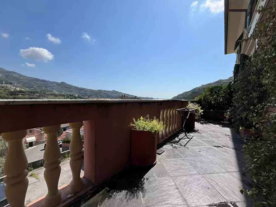 Immagine 4 di Casa trifamiliare in vendita  in Via Parma a Chiavari