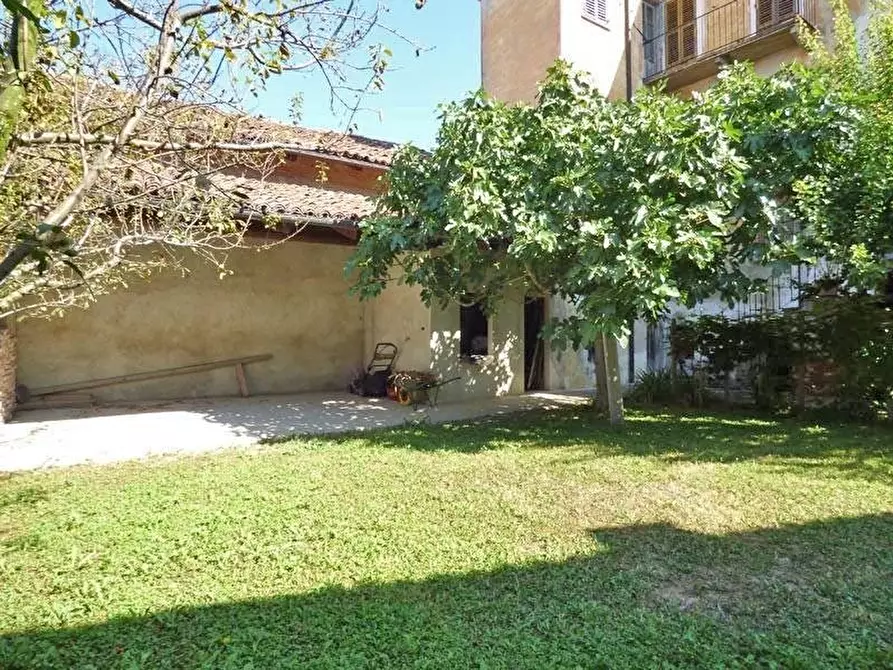 Immagine 10 di Terreno edificabile in vendita  a Cherasco