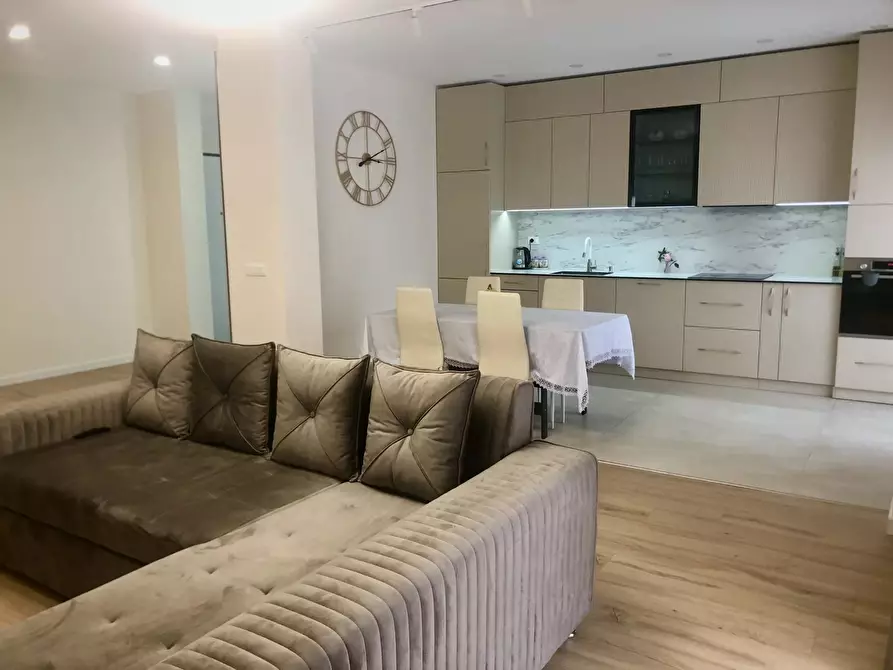 Immagine 3 di Casa trifamiliare in vendita  a Conegliano