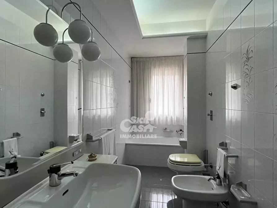 Immagine 12 di Casa trifamiliare in vendita  a Marsala